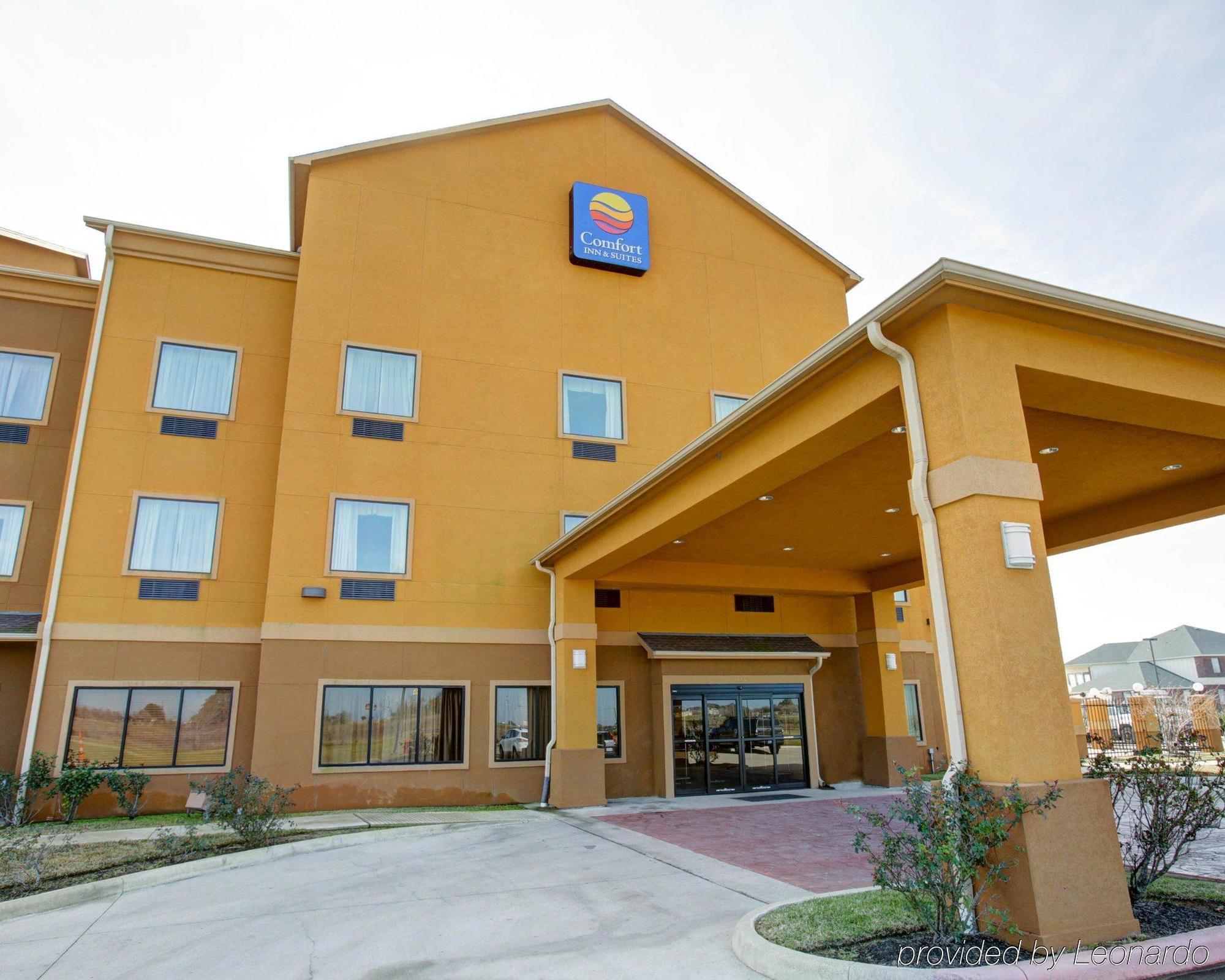 Comfort Inn & Suites Navasota Bagian luar foto