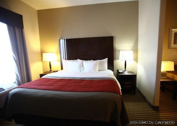 Comfort Inn & Suites Navasota Bagian luar foto