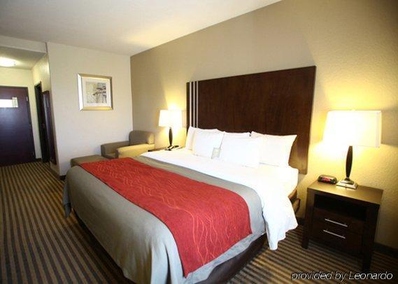 Comfort Inn & Suites Navasota Bagian luar foto